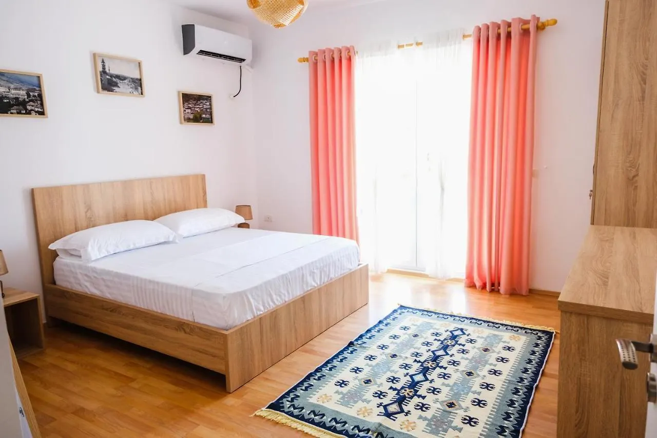 Matias Sweetest Home Tirana Apartment